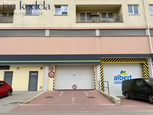Prodej garáže, Brno, Pálavské náměstí, 18 m2