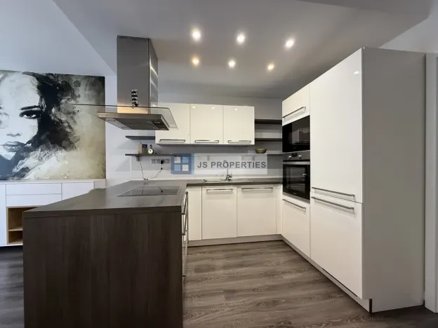 Pronájem rodinného domu, Praha, Úbislavská, 160 m2