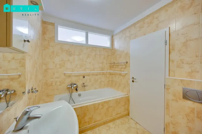 Pronájem bytu 2+kk, Olomouc - Nová Ulice, Bacherova, 72 m2