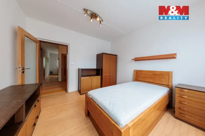 Prodej bytu 3+1, Sokolov, Slovenská, 76 m2