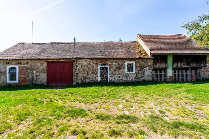 Prodej výrobních prostor, Nalžovice, 1000 m2