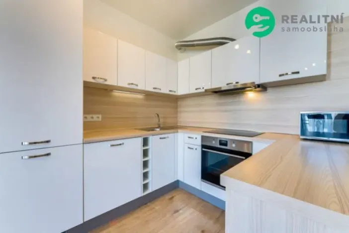 Prodej bytu 3+kk, Praha - Čakovice, Bermanova, 78 m2