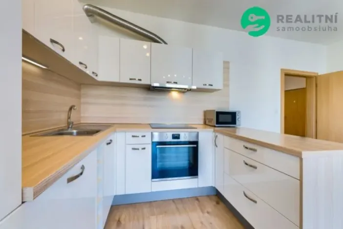 Prodej bytu 3+kk, Praha - Čakovice, Bermanova, 78 m2