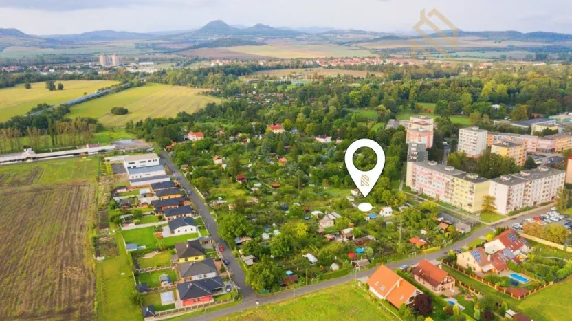 Prodej zahrady, Louny, 684 m2