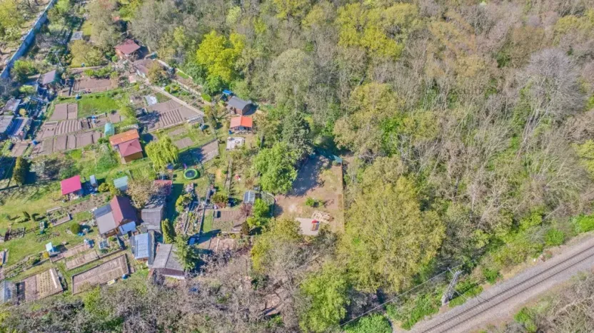 Prodej zahrady, Postoloprty, 819 m2