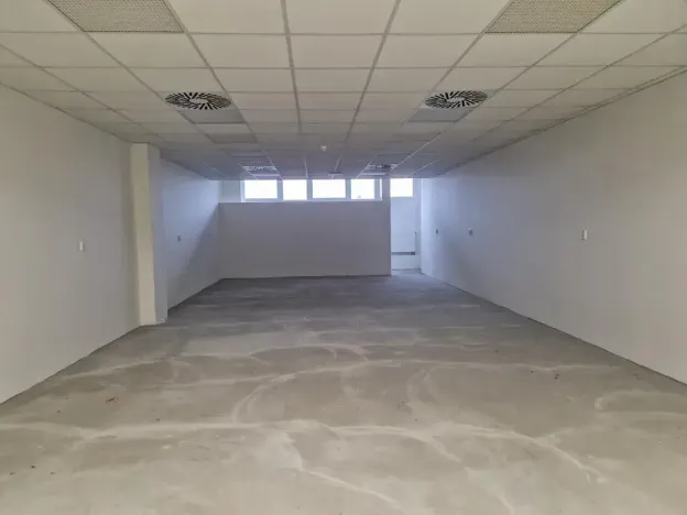 Pronájem obchodního prostoru, Šlapanice, Nádražní, 68 m2
