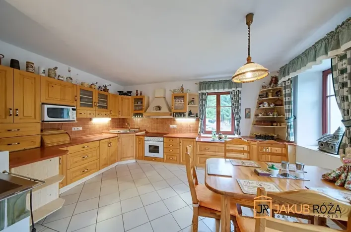 Prodej chaty, Vrchlabí, Kněžice, 152 m2