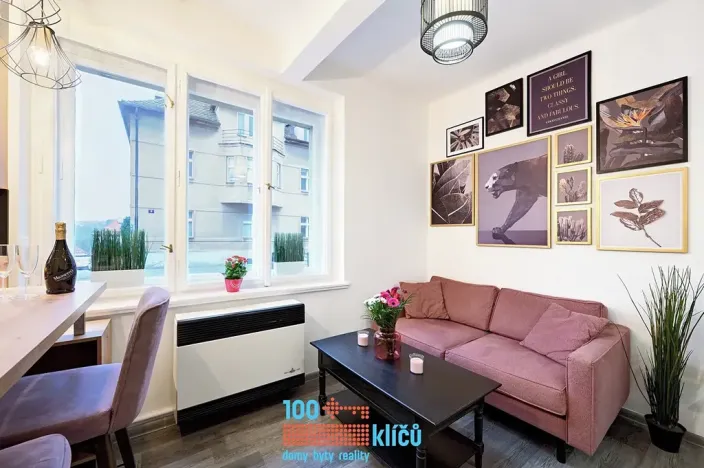 Prodej bytu 1+kk, Praha - Motol, Podhorská, 29 m2