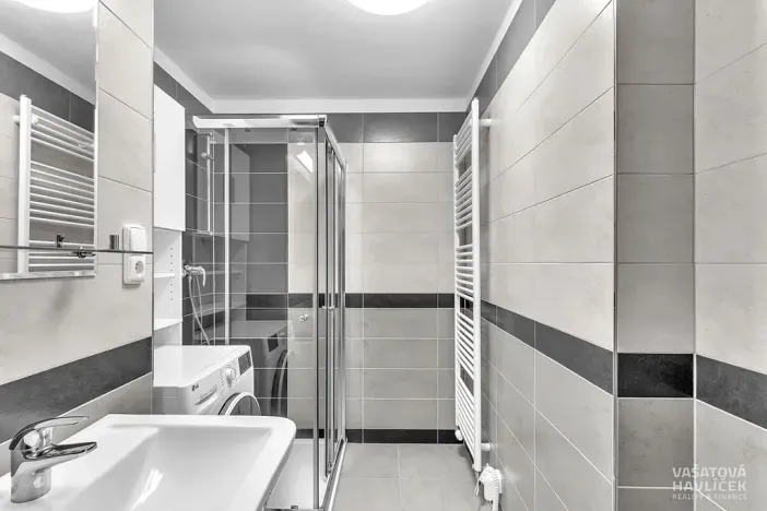 Pronájem bytu 2+kk, Hradec Králové, Ve Stromovce, 66 m2
