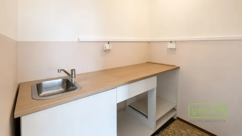 Pronájem kanceláře, Líšnice, 50 m2