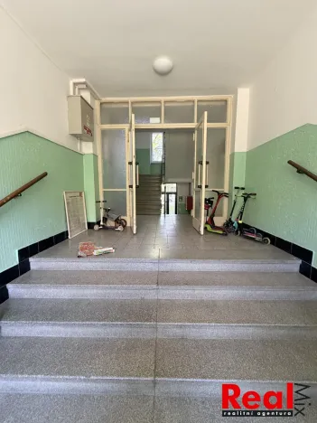 Prodej bytu 2+1, Praha - Strašnice, Průběžná, 59 m2