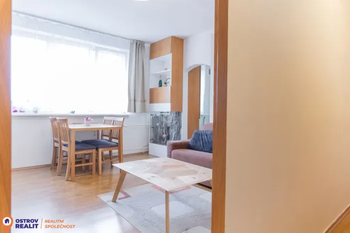 Prodej bytu 2+1, Olomouc - Nové Sady, Družební, 43 m2