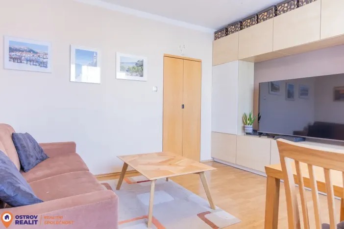 Prodej bytu 2+1, Olomouc - Nové Sady, Družební, 43 m2