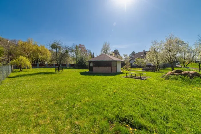 Prodej pozemku pro bydlení, Valašské Meziříčí, Záhumení, 690 m2