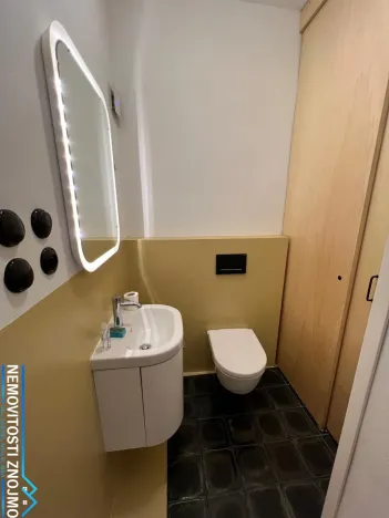 Pronájem bytu 2+kk, Znojmo, Na Kopečku, 52 m2