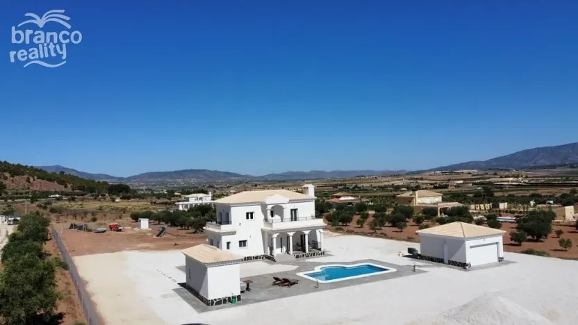Prodej rodinného domu, Pinoso, Alicante, Španělsko, 180 m2
