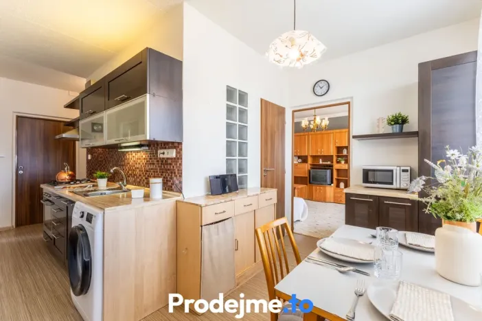 Prodej bytu 3+1, Znojmo, Horníčkova, 74 m2