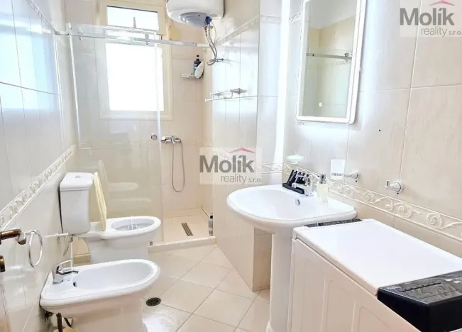 Prodej bytu 2+kk, Vlora, 78 m2