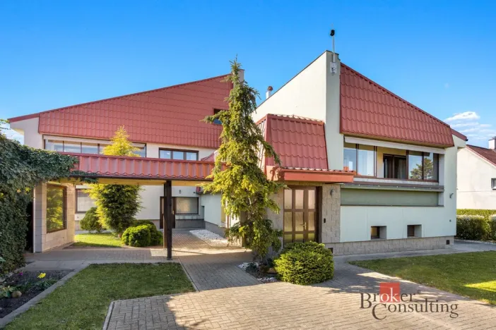 Prodej rodinného domu, Uhlířské Janovice, Kolínská, 550 m2