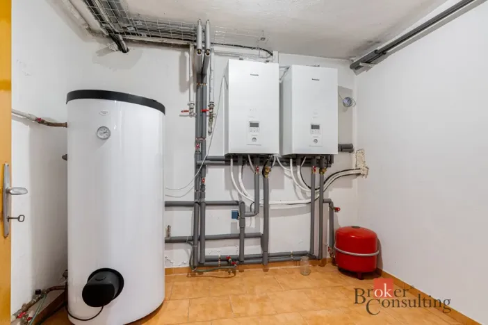 Prodej rodinného domu, Uhlířské Janovice, Kolínská, 550 m2