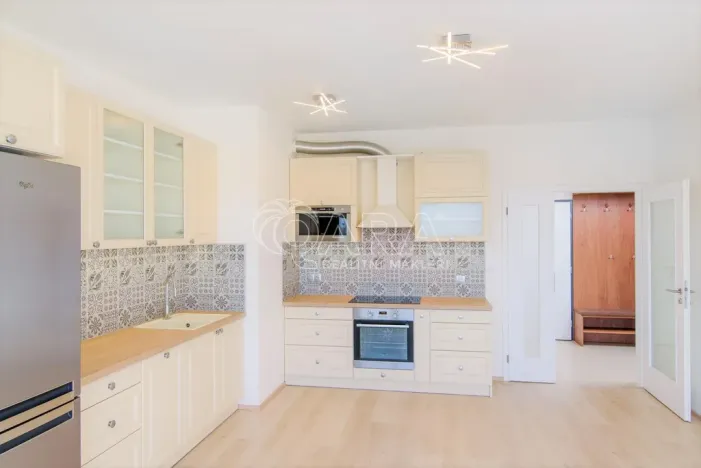 Pronájem bytu 2+kk, Horoměřice, T. G. Masaryka, 58 m2