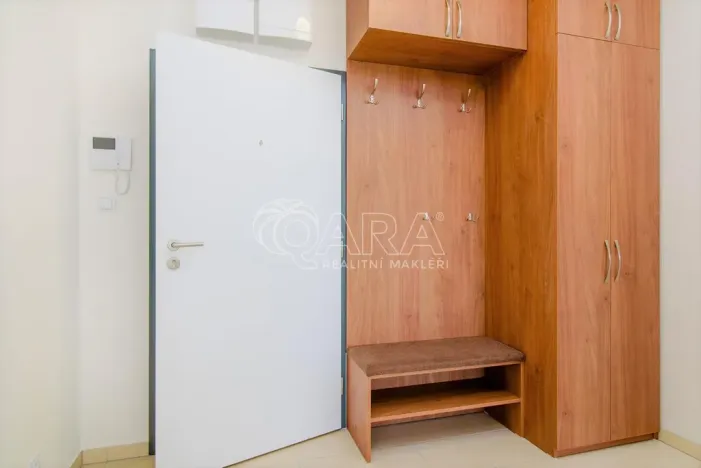 Pronájem bytu 2+kk, Horoměřice, T. G. Masaryka, 58 m2