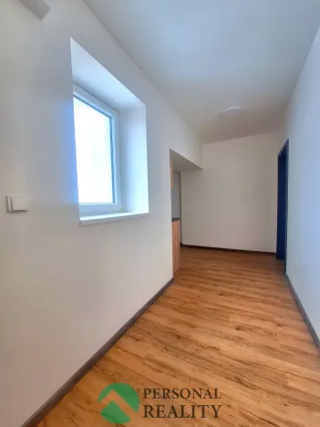 Pronájem bytu 2+kk, Rostoklaty - Nová Ves II, 28 m2