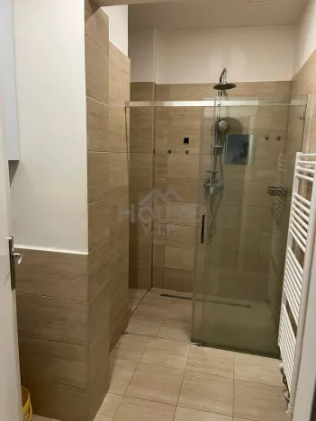 Pronájem bytu 2+1, Praha - Karlín, Sokolovská, 75 m2
