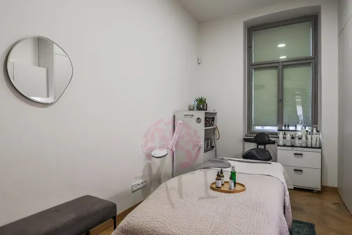 Pronájem obchodního prostoru, Praha - Vinohrady, Krkonošská, 68 m2