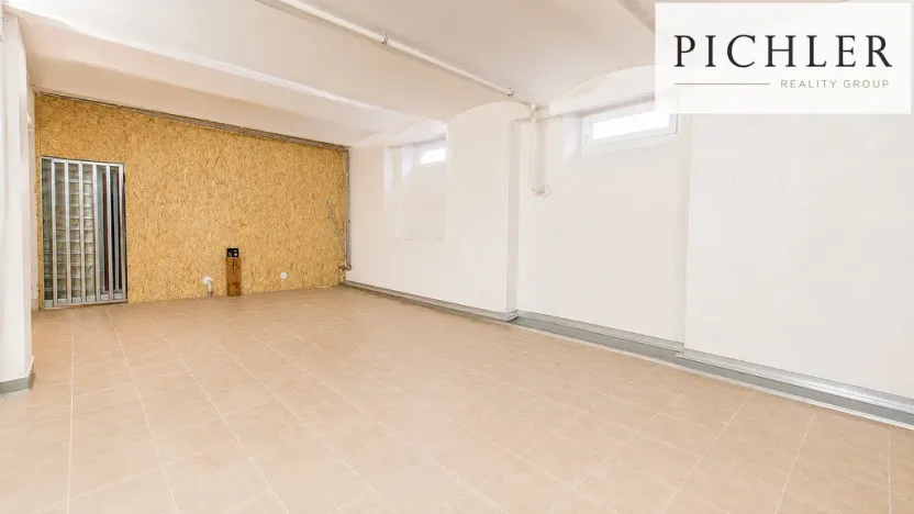 Prodej obchodního prostoru, Karlovy Vary, Moravská, 71 m2