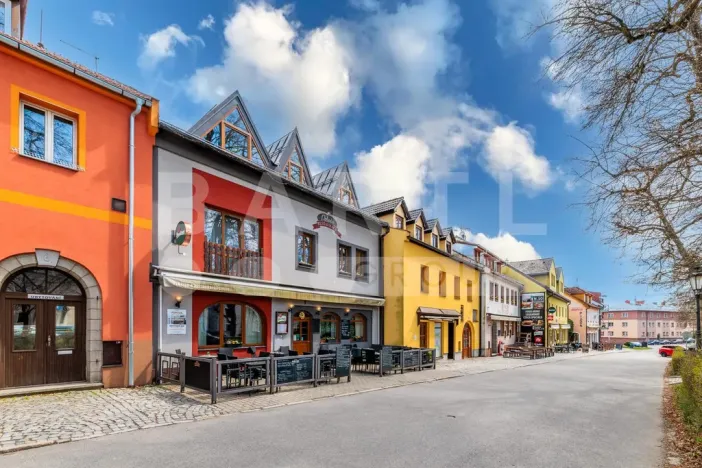 Prodej ubytování, Frymburk, 528 m2