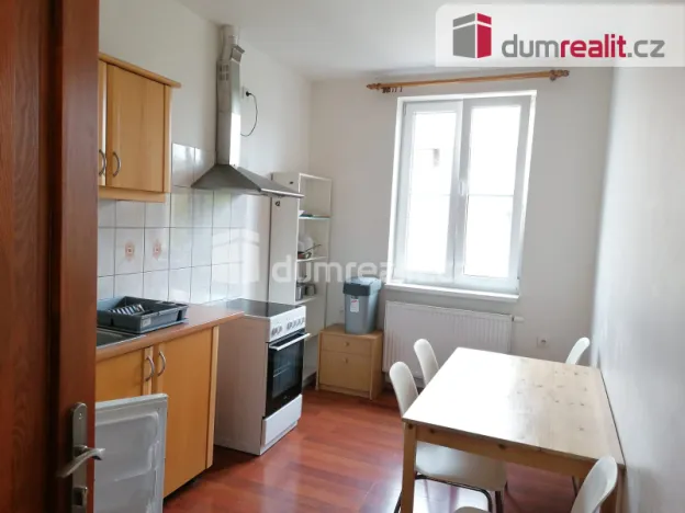 Pronájem bytu 2+kk, Praha - Kobylisy, Zenklova, 55 m2