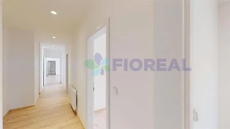 Pronájem kanceláře, Praha - Karlín, Sokolovská, 220 m2