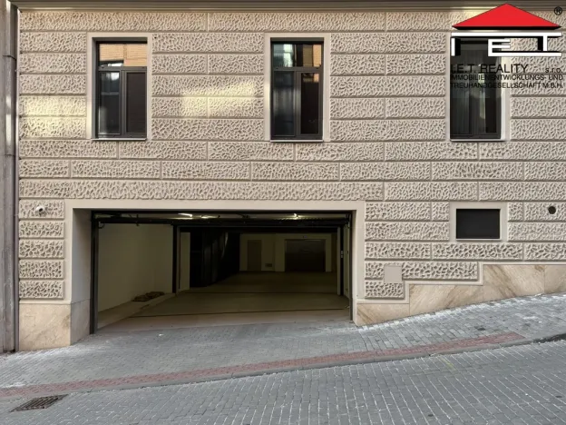 Pronájem garáže, Brno, Leitnerova, 10 m2