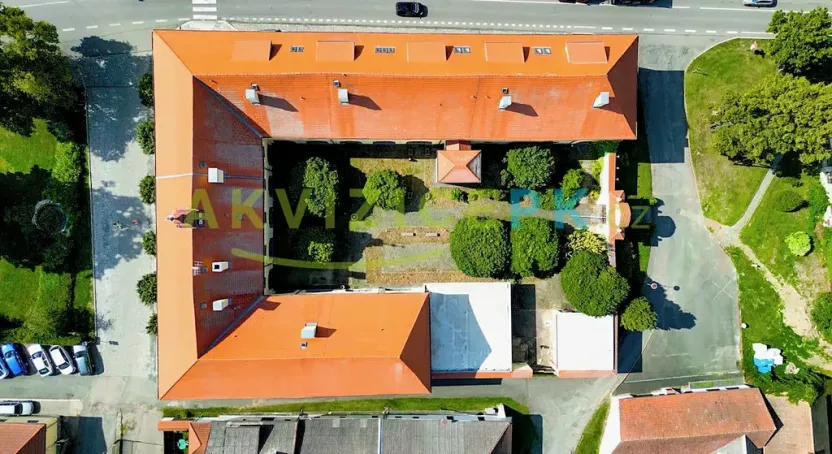 Prodej ubytování, Čechtice, nám. Dr. Tyrše, 1672 m2