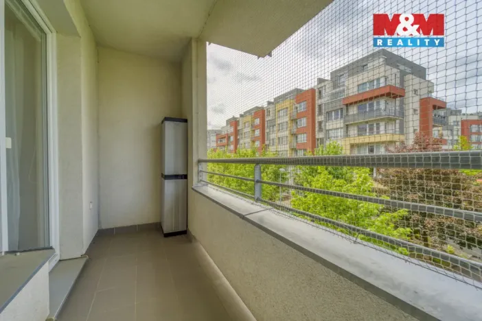 Prodej bytu 2+kk, Praha, Sazovická, 47 m2