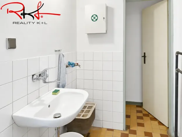 Pronájem obchodního prostoru, Lovosice, Osvoboditelů, 542 m2