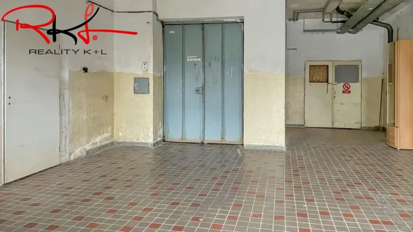 Pronájem obchodního prostoru, Lovosice, Osvoboditelů, 542 m2