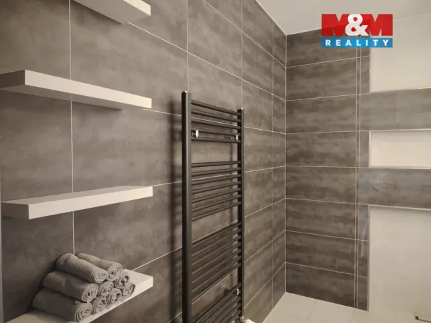 Prodej bytu 2+kk, Praha, Na Maninách, 43 m2