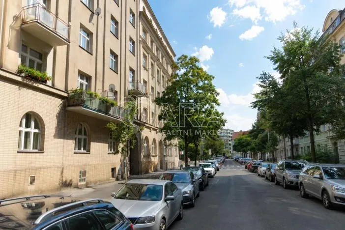 Pronájem obchodního prostoru, Praha - Vinohrady, Libická, 15 m2