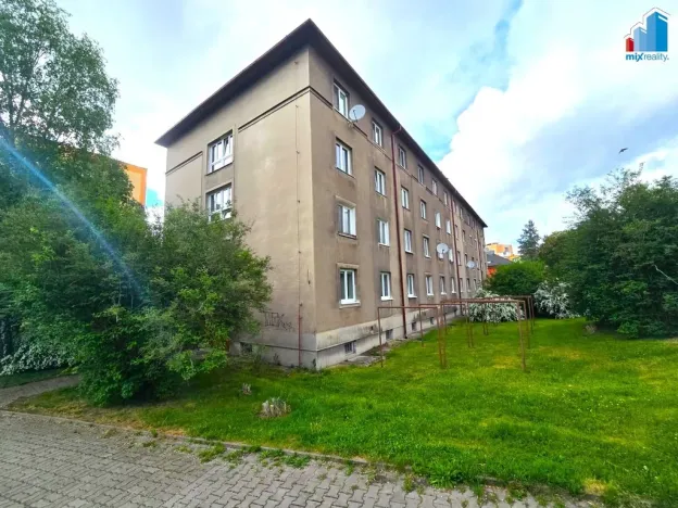 Pronájem bytu 1+1, Plzeň - Lobzy, Partyzánská, 30 m2