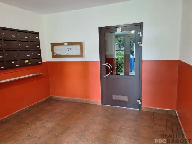 Pronájem bytu 2+1, Děčín, Krásnostudenecká, 50 m2