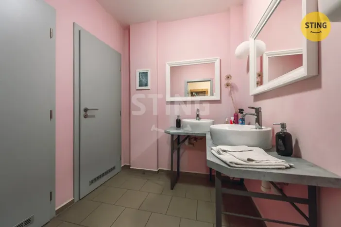 Prodej rodinného domu, Kunětice, 500 m2
