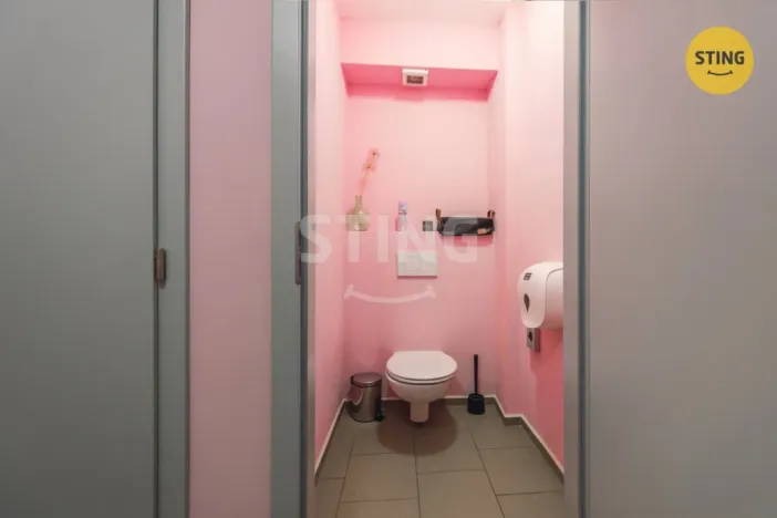 Prodej rodinného domu, Kunětice, 500 m2