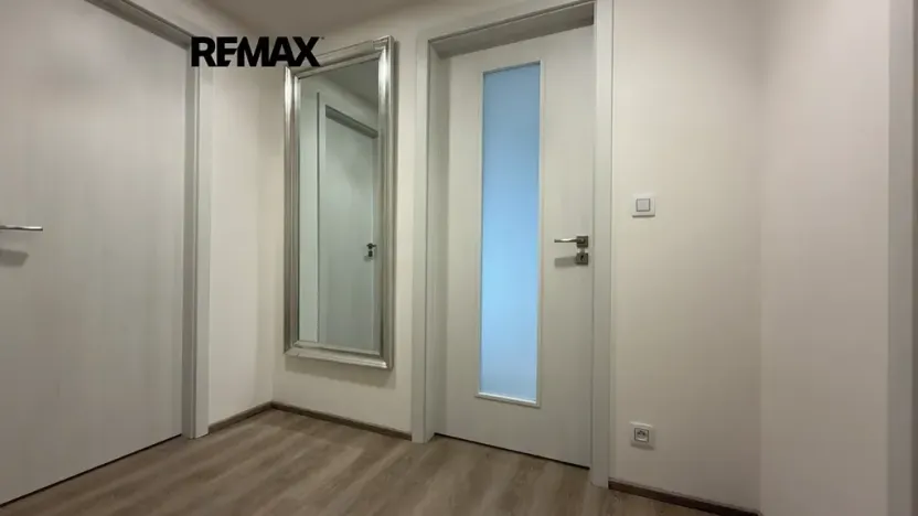 Pronájem bytu 2+kk, Praha - Libeň, Kotlaska, 59 m2