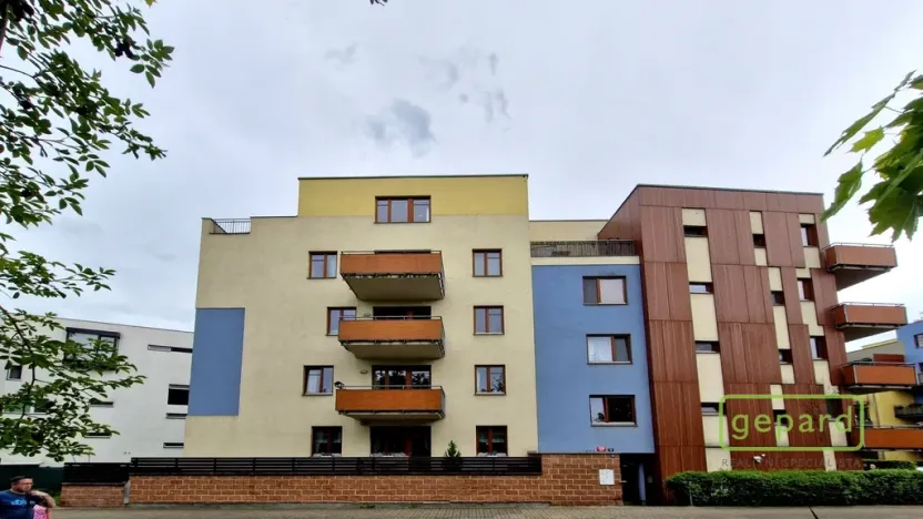Pronájem bytu 2+kk, Praha - Hostivař, Vladycká, 52 m2