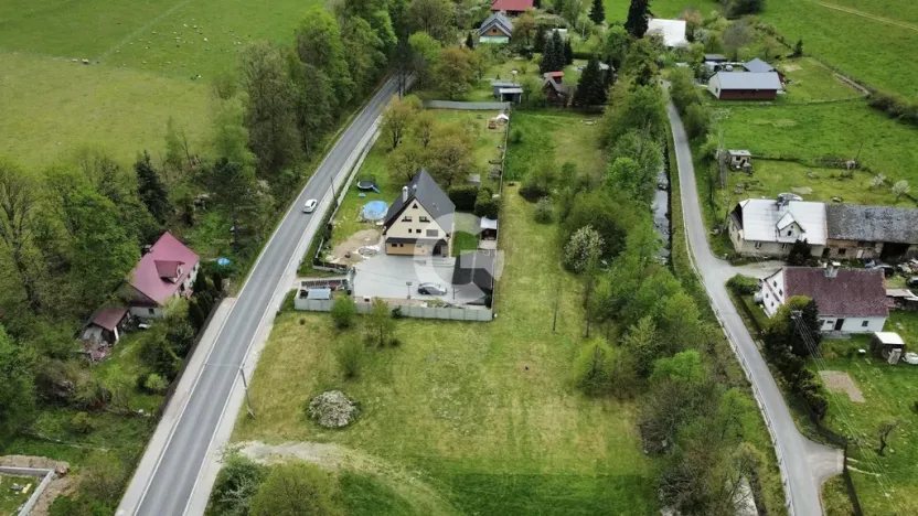 Prodej pozemku pro bydlení, Lichnov, 2552 m2