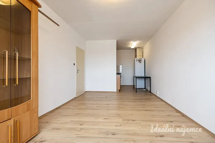 Pronájem bytu 2+kk, Praha, Doležalova, 45 m2