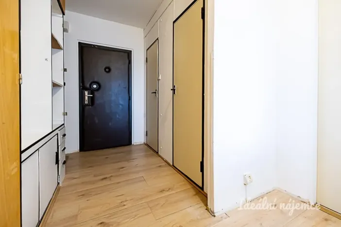 Pronájem bytu 2+kk, Praha, Doležalova, 45 m2