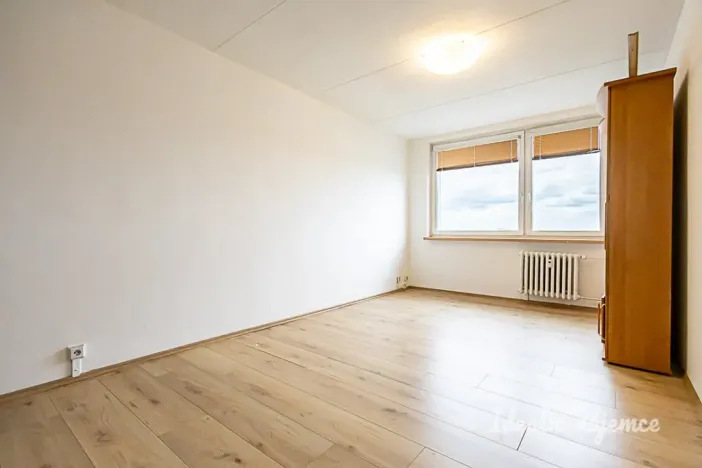 Pronájem bytu 2+kk, Praha, Doležalova, 45 m2